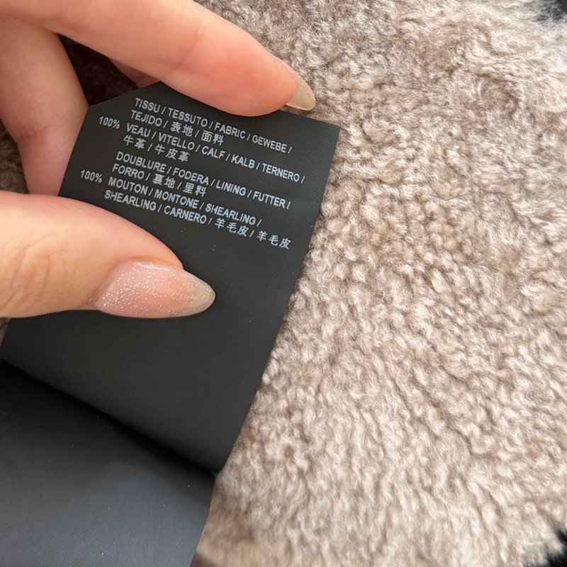 全新 YSL 皮外套-2