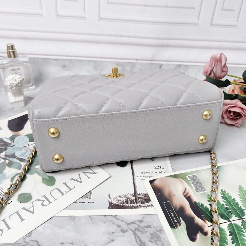 CHANEL 皮穿鏈 菱格 手柄 金屬購物包 衣架包 小羊皮 小號 灰色 23X8X15 98新配件盒子購證塵袋-4