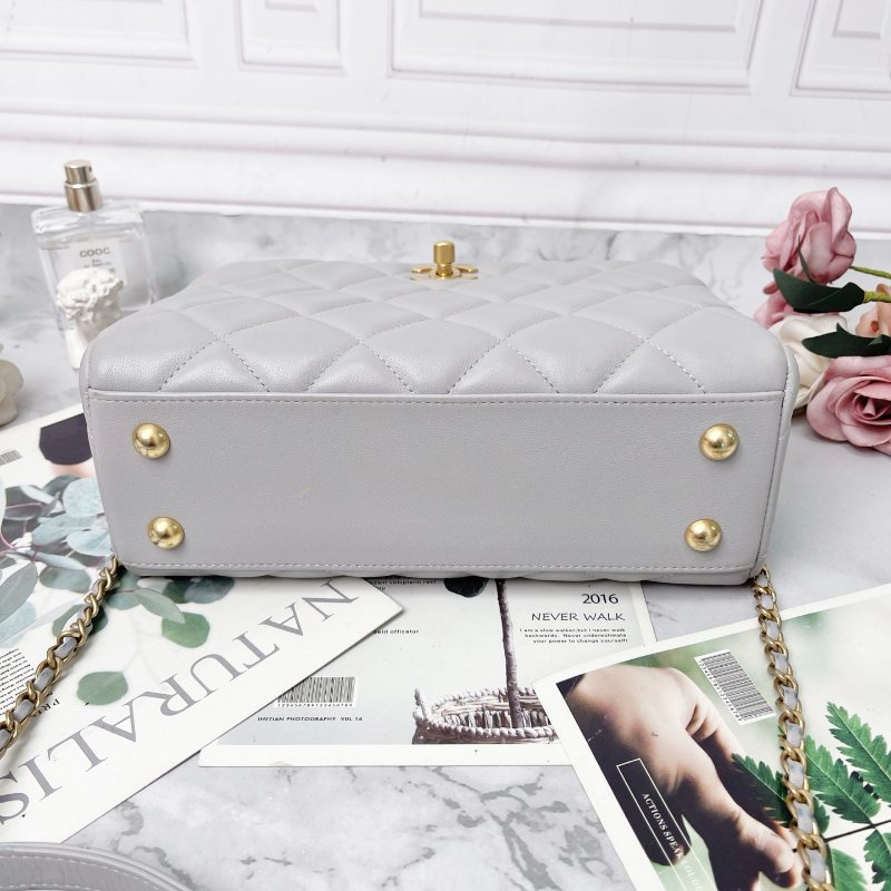 CHANEL 皮穿鏈 菱格 手柄 金屬購物包 衣架包 小羊皮 小號 灰色 23X8X15 98新配件盒子購證塵袋-5