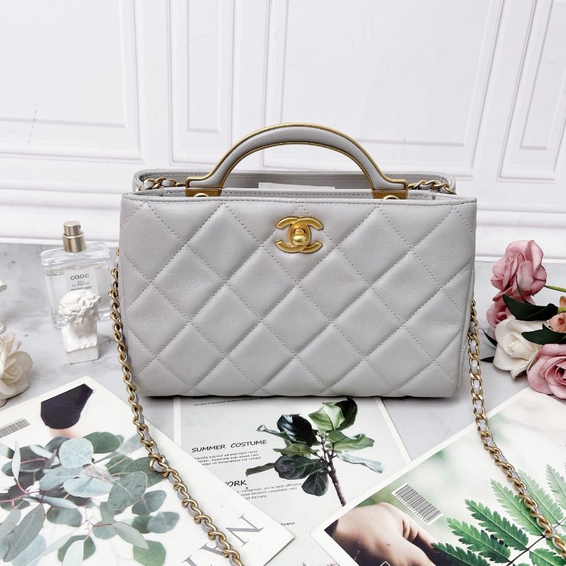 CHANEL 皮穿鏈 菱格 手柄 金屬購物包 衣架包 小羊皮 小號 灰色 23X8X15 98新配件盒子購證塵袋-7