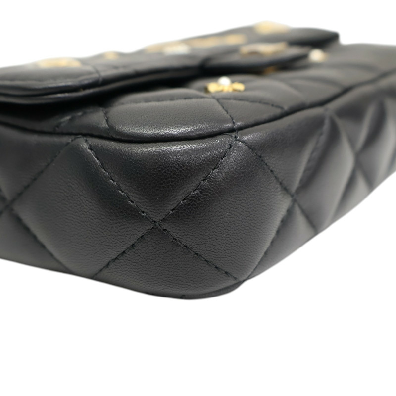 黑色 菱格紋 羊皮 Charm Flap Phone Holder 鍊帶 肩背包【CHANEL 香奈兒】 AP2096-11