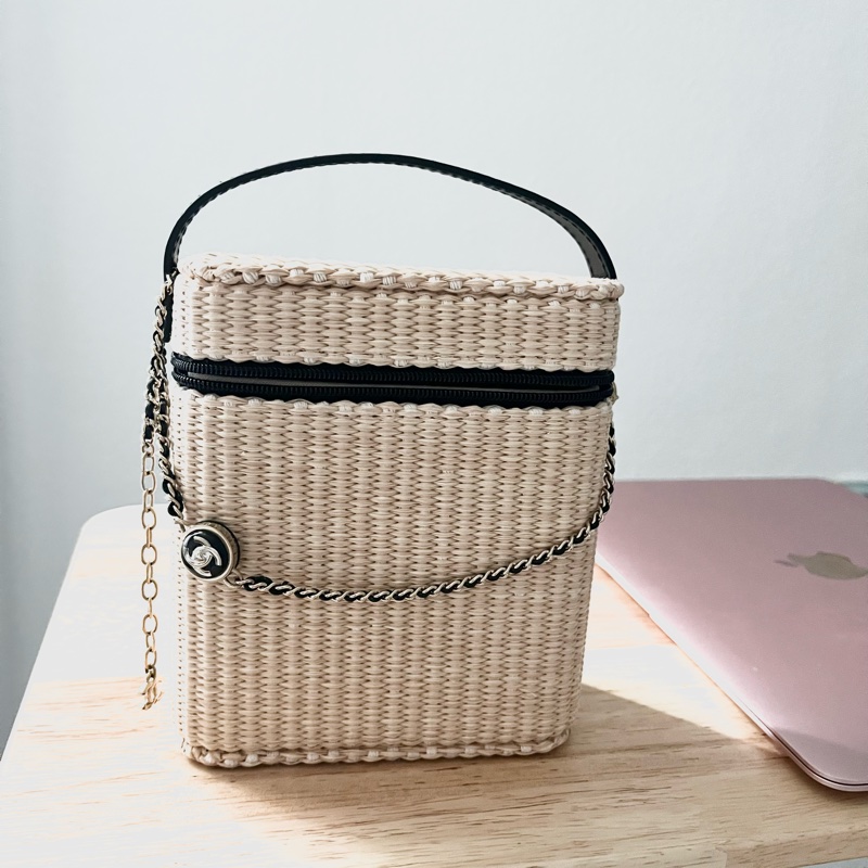 Chanel Rattan Vanity Case-7