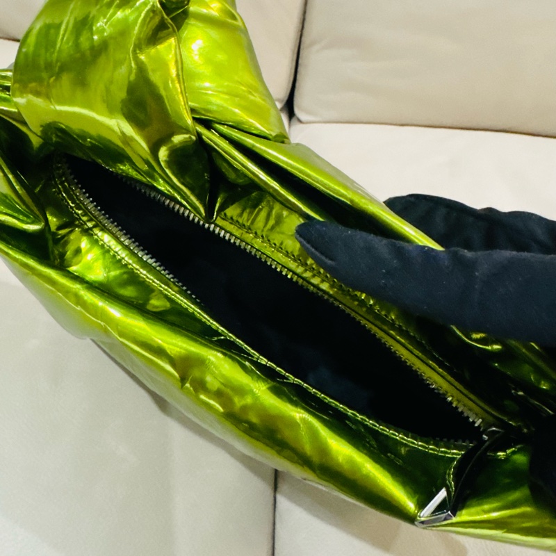 BV Bottega Veneta 綠色亮面手拿包/手提包/螢光色/95新美品-5