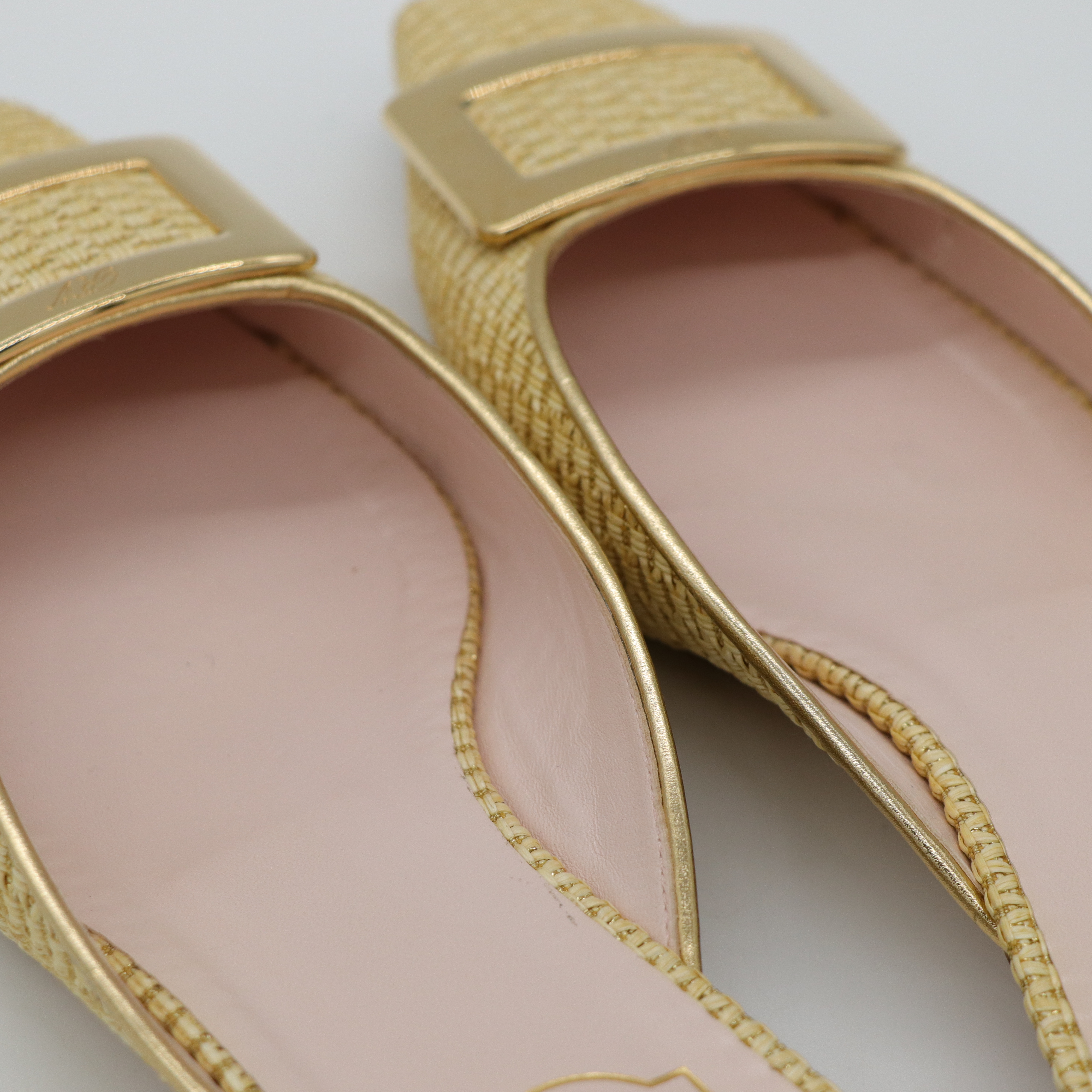 Roger Vivier 金色絲線 金屬釦 穆勒鞋-7