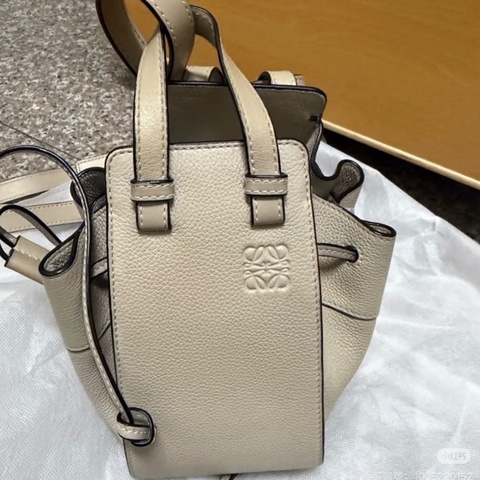 Loewe mini 吊床沙色