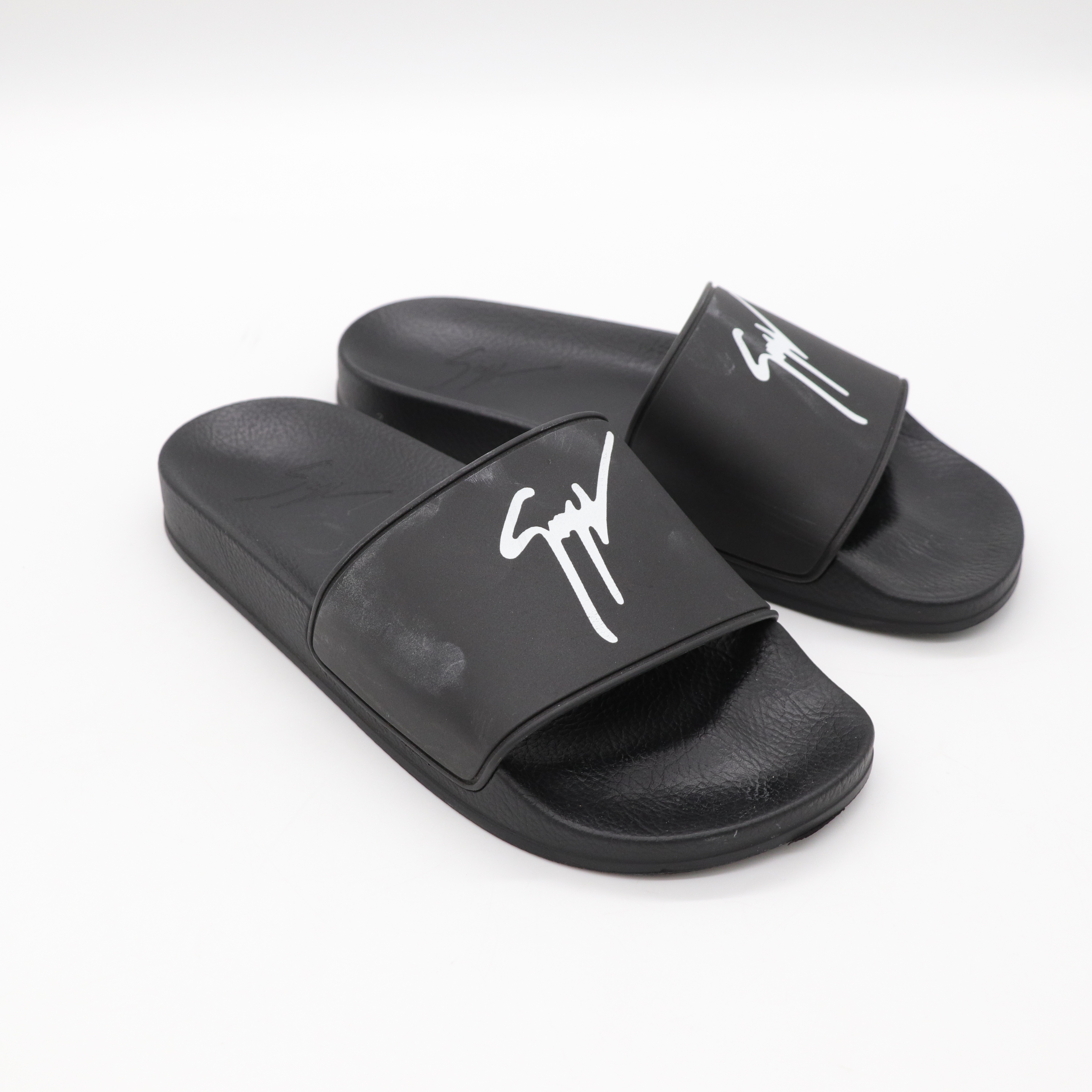 Giuseppe Zanotti Brett signature-embellished leather sandals-2
