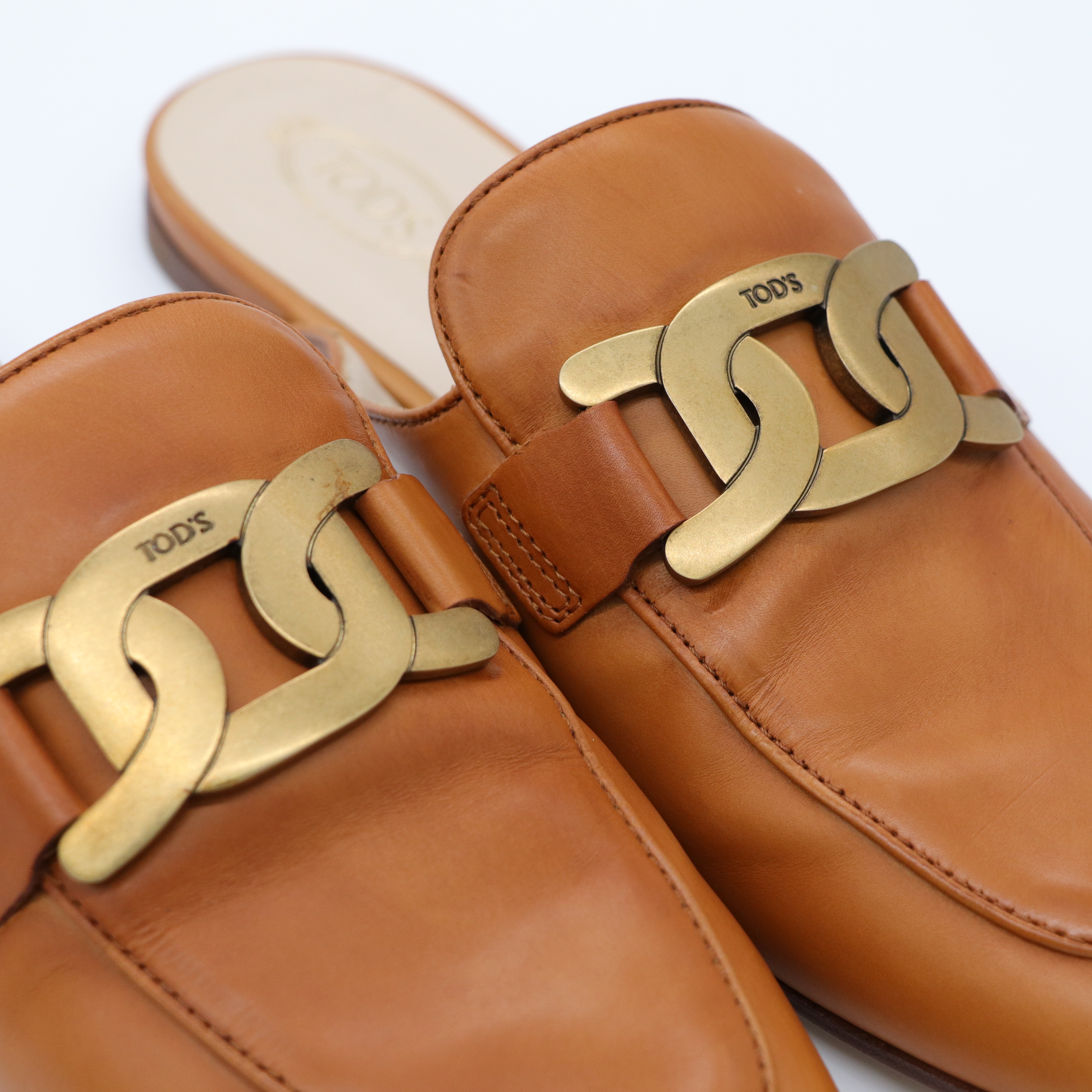 Tod's 焦糖色 牛皮 復古金釦 穆勒鞋-7