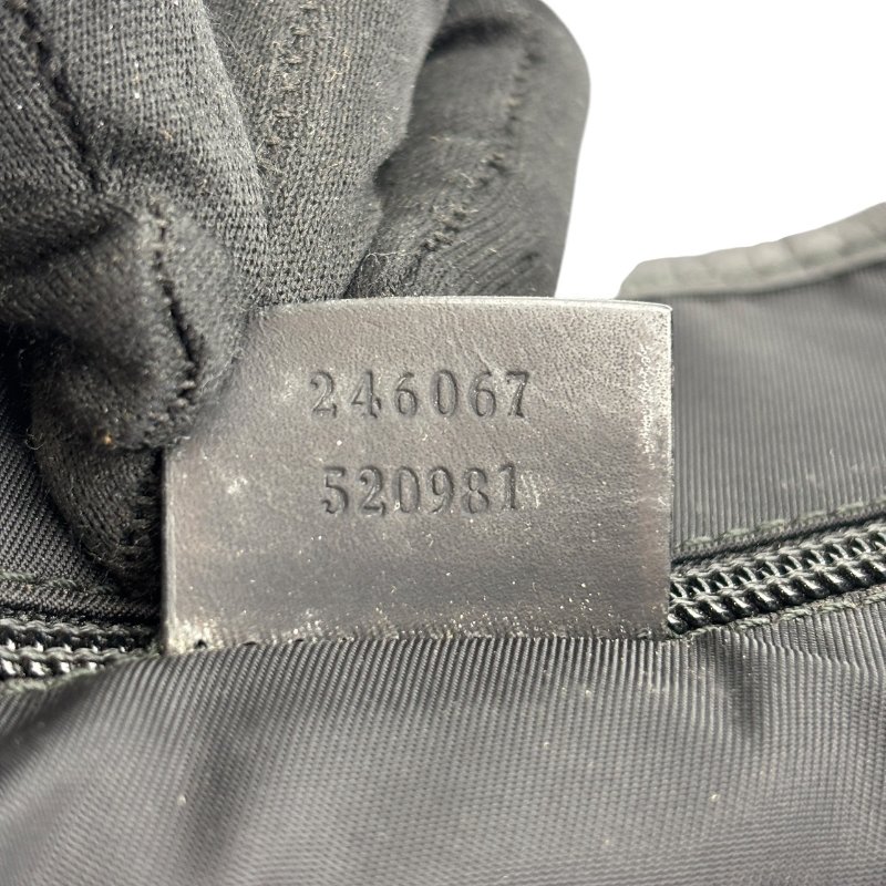 【美收精品】Gucci 黑色斜背包 C-476【隔月月中將轉賣至日本 上架期限30天】-17