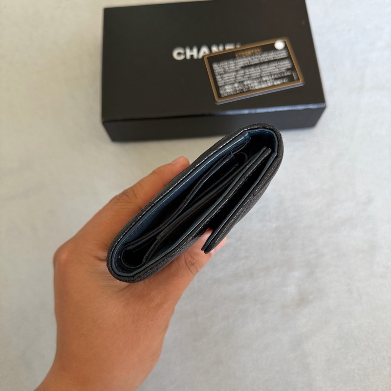 Chanel 菱格紋荔枝牛皮黑銀三折長夾-7