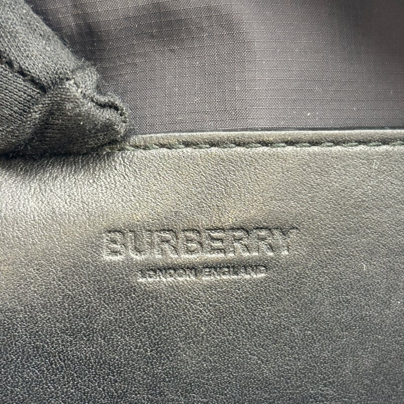 【美收精品】BURBERRY 黑腰包 C-465【隔月月中將轉賣至日本 上架期限30天】-13
