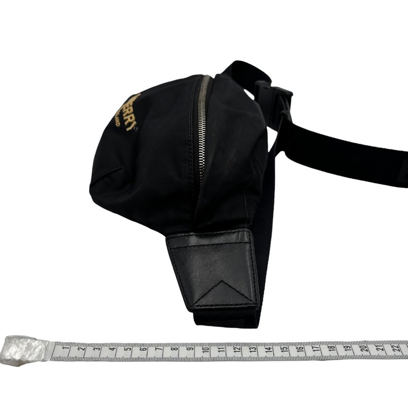 【美收精品】BURBERRY 黑腰包 C-465【隔月月中將轉賣至日本 上架期限30天】-15