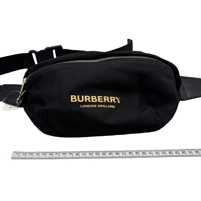 【美收精品】BURBERRY 黑腰包 C-465【隔月月中將轉賣至日本 上架期限30天】-16