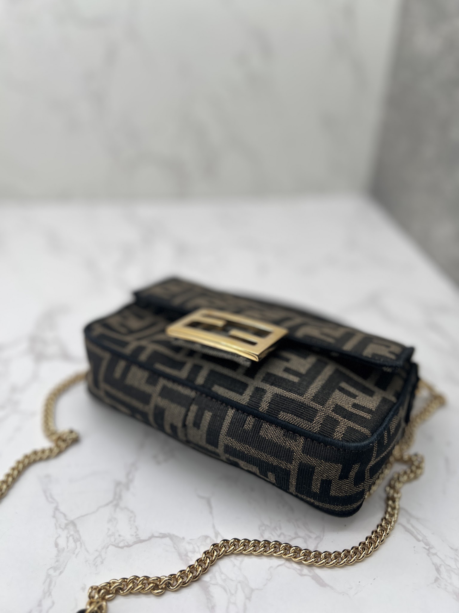 香緹國際精品 FENDI 法棍 MINI 828-8