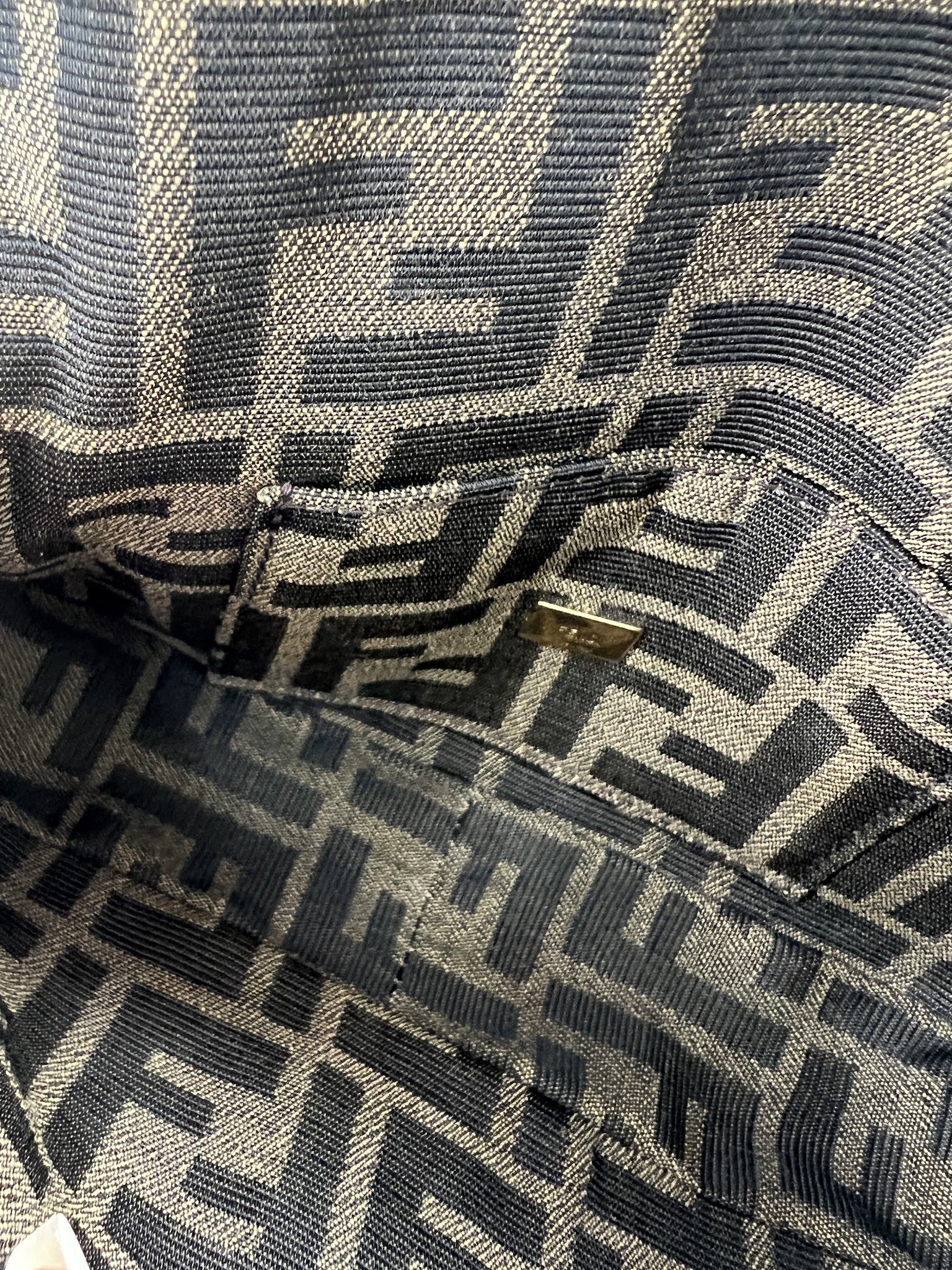 香緹國際精品 FENDI 法棍 MINI 828-12