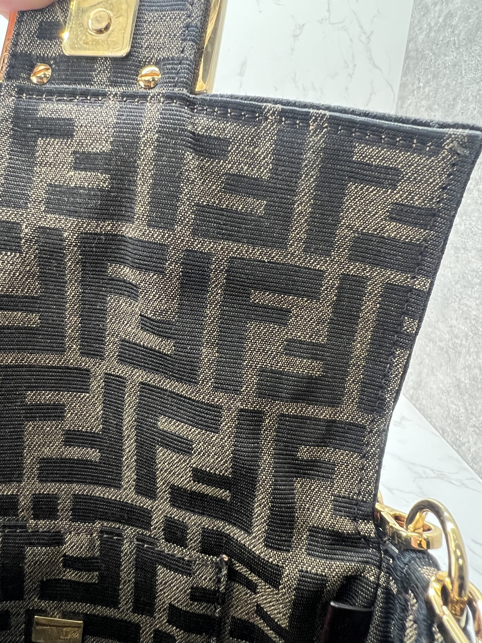 香緹國際精品 FENDI 法棍 MINI 828-14