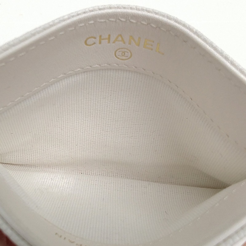 CHANEL 白色荔枝牛皮鐳射標金扣CF敞口卡包-4