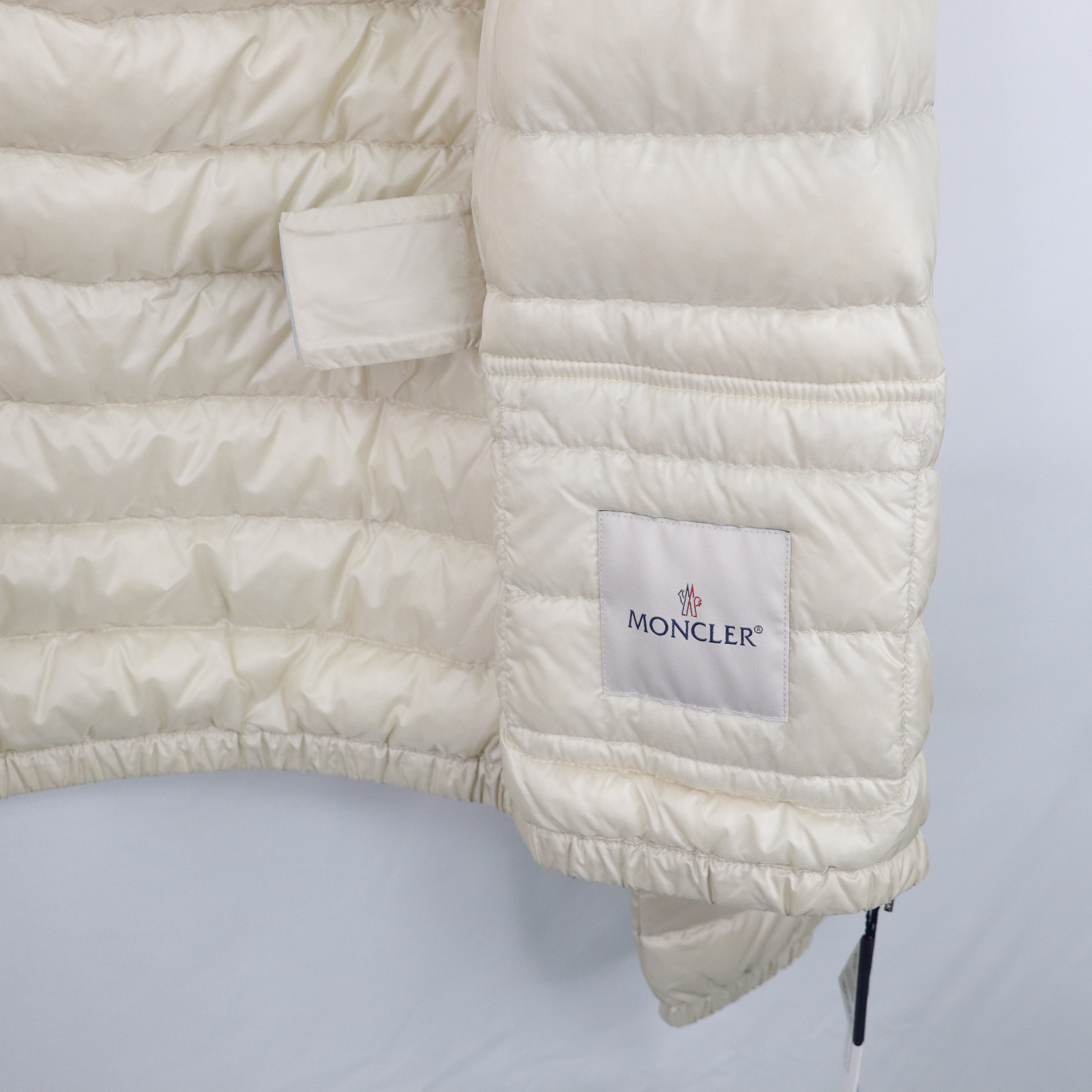 MONCLER 羽絨外套 米白 口袋 冬天外套 女生外套 雪地外套-5