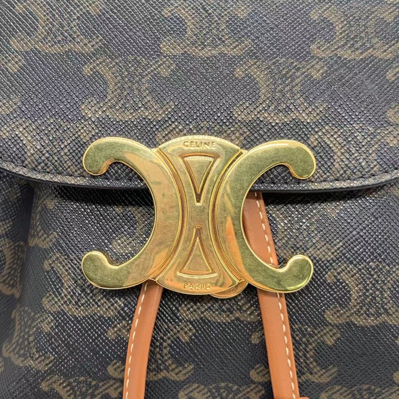 Celine 賽琳✨凱旋門 Triomphe帆布印花 老花抽繩  翻蓋磁扣開 輕微的雲紋飄動效果，喚起復古歷史感 光滑牛皮革雙肩包 女款 褐色26年購入-14
