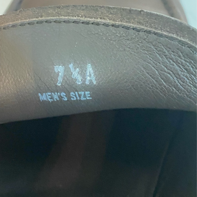 Tods 皮鞋 UK 7.5-8