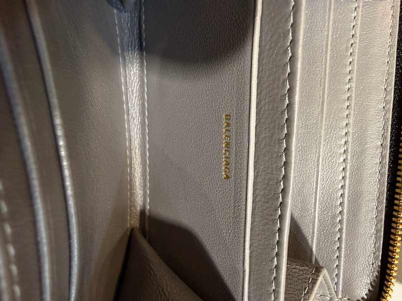 Balenciaga 黑羊皮零錢包-12