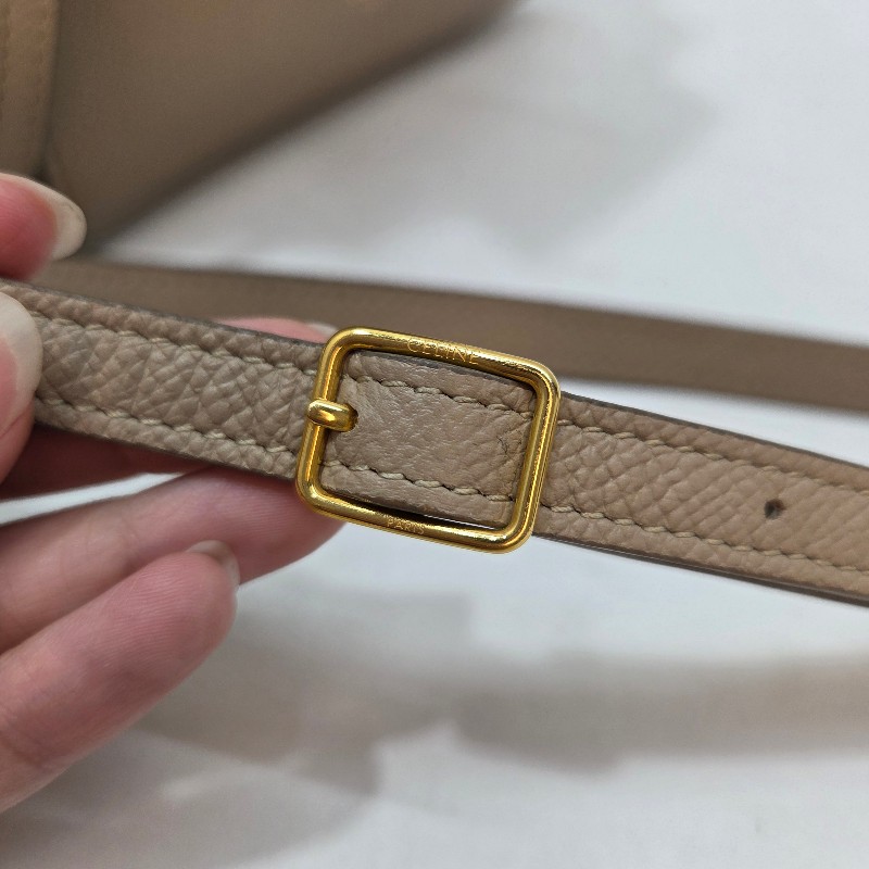 Celine 奶茶牛皮金釦Pico Belt手提肩斜背包-10
