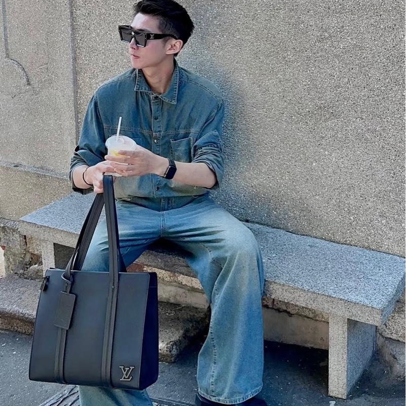 Louis Vuitton路易威登 男士托特包 芯片款 尺寸：37*34*13附件：塵袋+盒-0