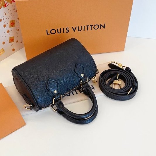 近新品 路易威登/Louis Vuitton 全皮黑色 Speedy nano枕頭包 芯片款-4