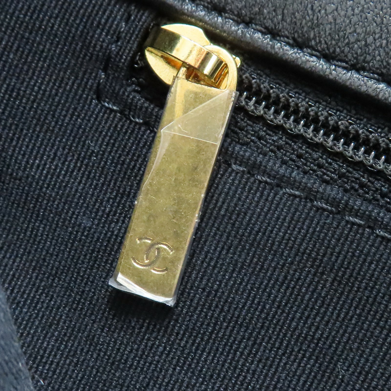 黑色 菱格紋 羊皮 Mini 翻蓋包 肩背包 金扣【CHANEL 香奈兒】 AS3757-10