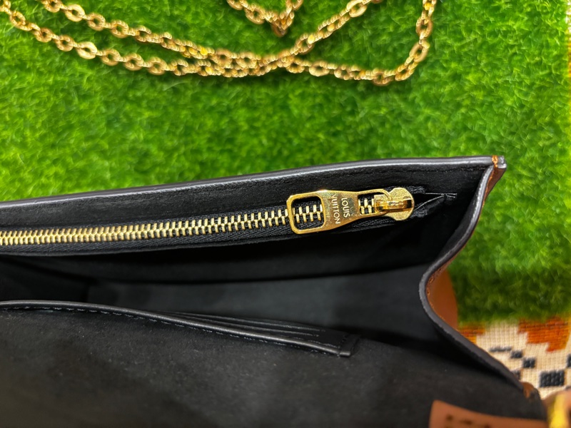 LV DAUPHINE MINI鏈條包-16