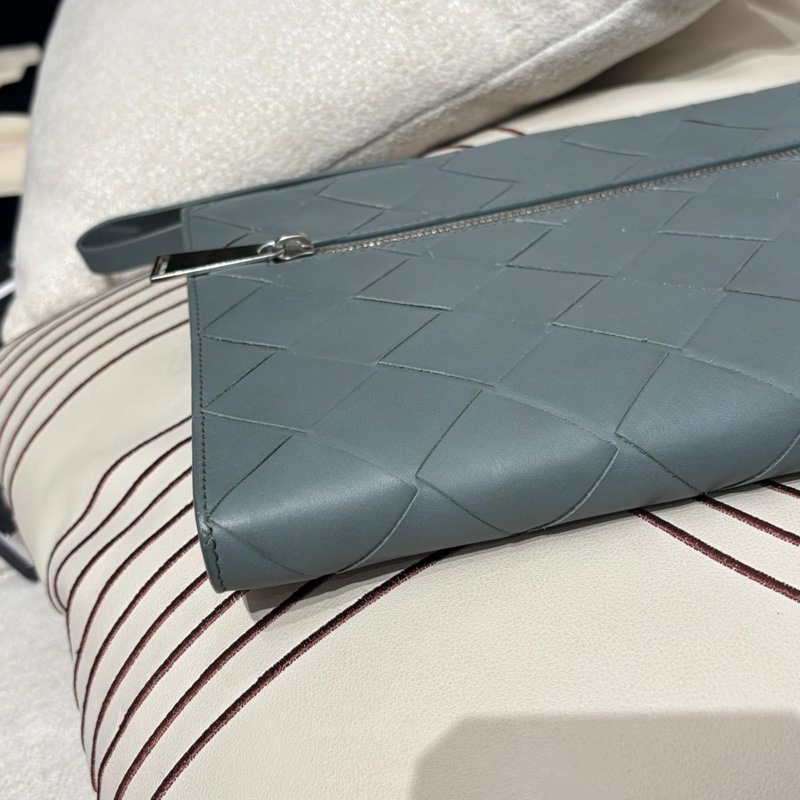 Bottega Veneta BV Grey Calfskin Clutch-5