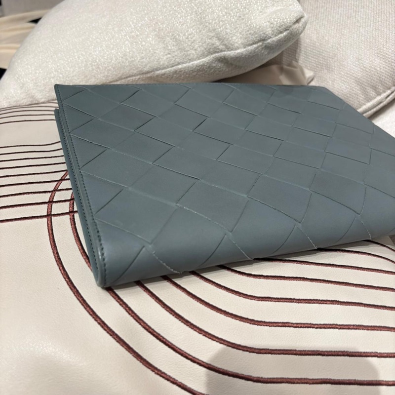 Bottega Veneta BV Grey Calfskin Clutch-7