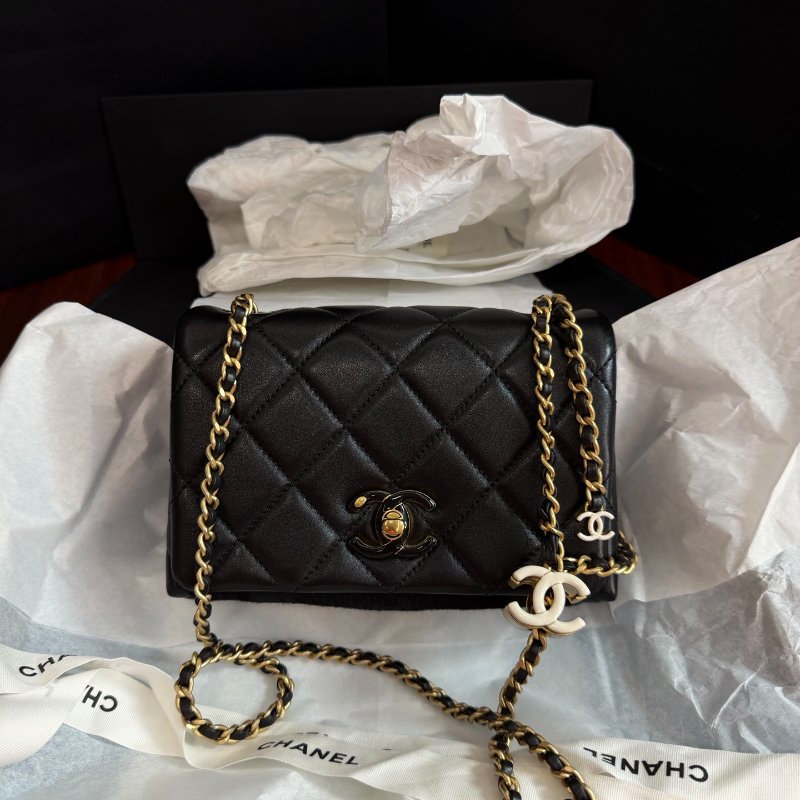 全新品 香奈兒/Chanel 黑金方胖子菱格羊皮白色琺瑯調節扣皮穿鏈斜挎包-0