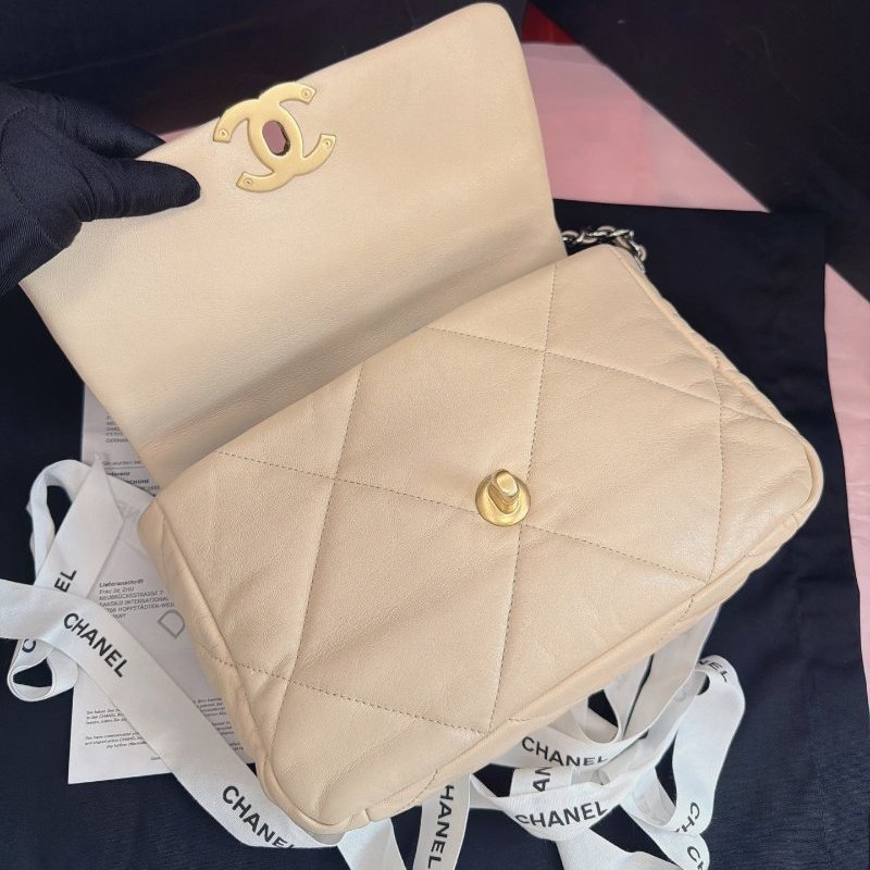 閒置新 香奈兒/Chanel 奶茶色金扣19bag小號-4