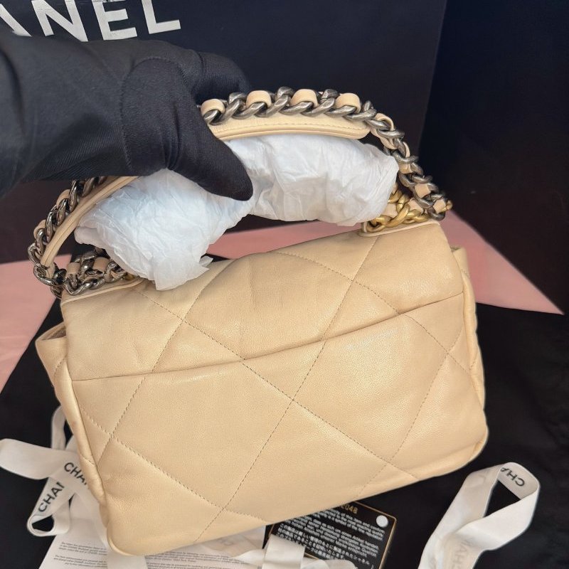 閒置新 香奈兒/Chanel 奶茶色金扣19bag小號-6