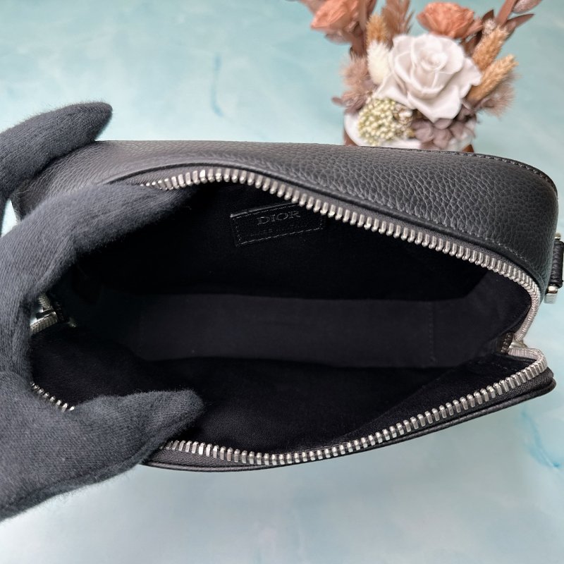DIOR 全新Safari皮革郵差包-4