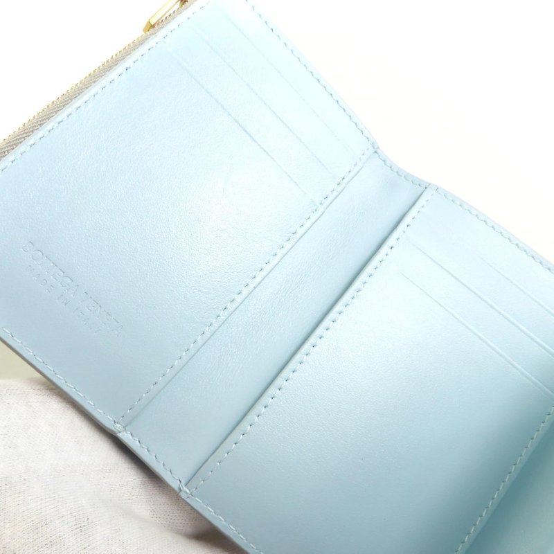 【BOTTEGA VENETA 寶緹嘉】專櫃經典款 大編織Nappa羊皮釦式三折短夾(750245-淺灰色)-7
