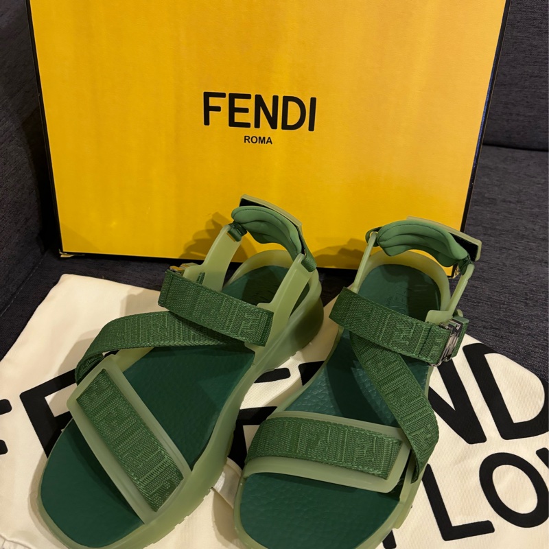 Fendi涼鞋 全新-5