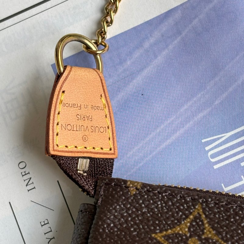 ::LOUIS VUITTON:: LV M58009 Monogram 經典花紋金鍊MINI麻將包 拉鍊錢包 小手提包-2