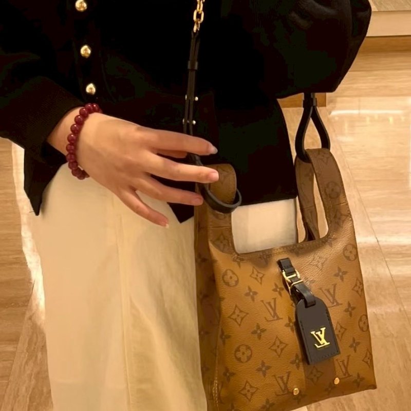 LV焦糖色原花Atlantis BB菜籃子手提鏈帶斜背包M46816-2