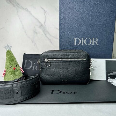 DIOR 全新Safari郵差包