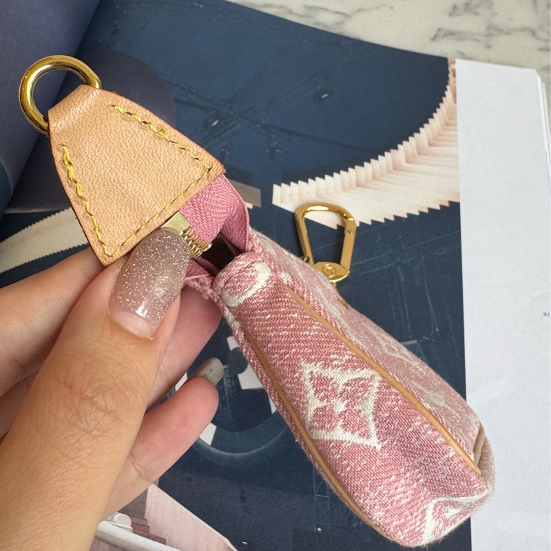 LV粉色丹寧白logo拉鏈零錢包👛-6