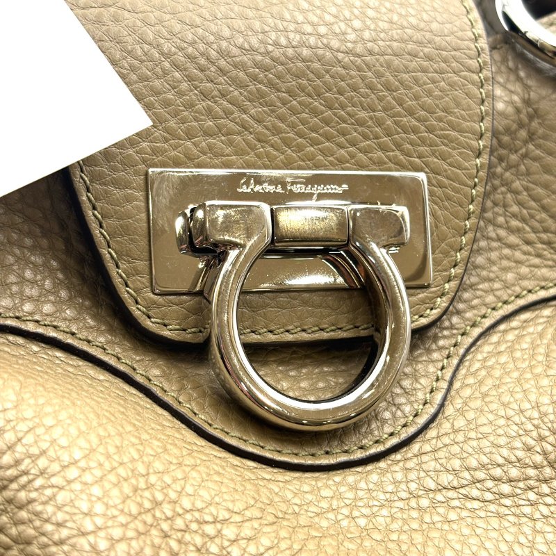 【美收精品】Ferragamo 灰色皮革款手提包 C-470【隔月月中將轉賣至日本 上架期限30天】-8