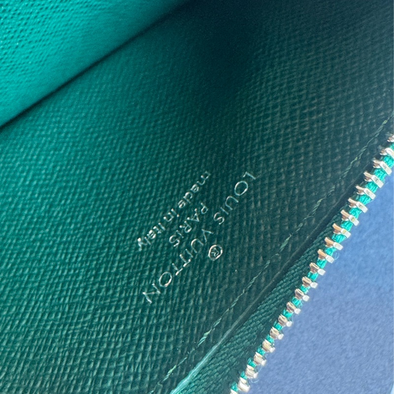 LV綠色一字卡包😎-11