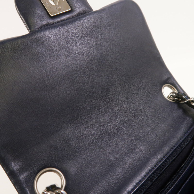 CHANEL 漆皮皮革 Mini Classic 17鏈帶肩背袋-14