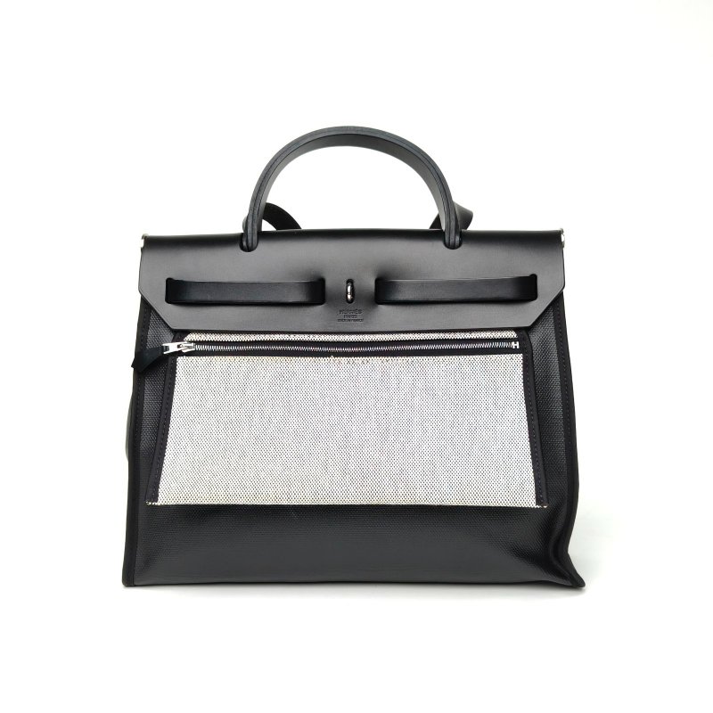 HERMES Herbag31黑色防水帆布/牛皮B刻銀扣肩背包-2