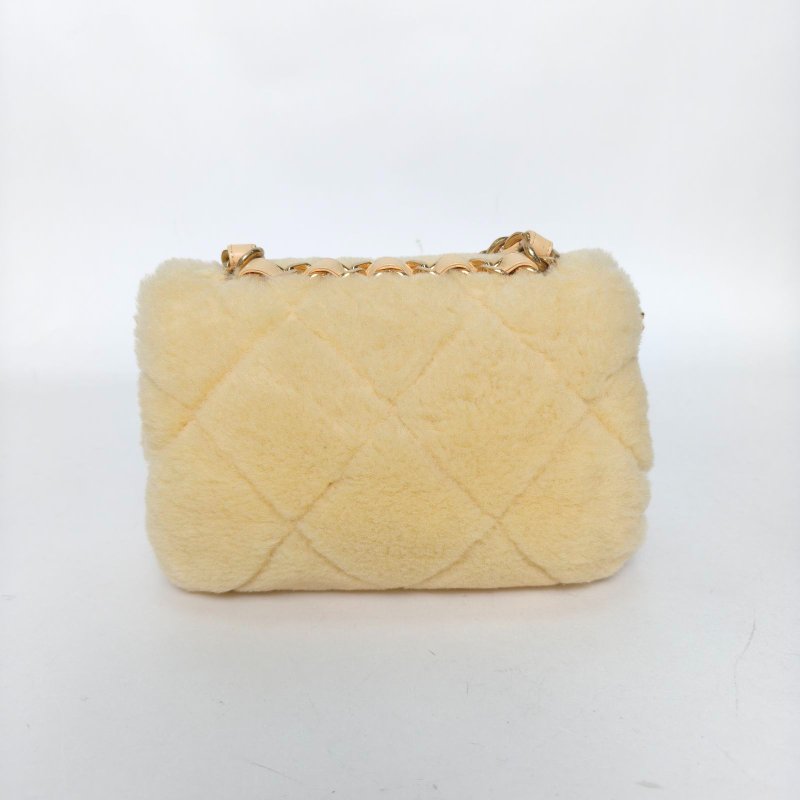CHANEL 小雞黃毛絨晶片開金扣CF口蓋包肩背包-2