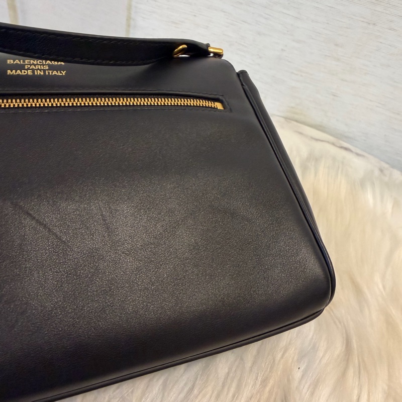 Balenciaga Bel air xs黑牛皮肩斜背包-6