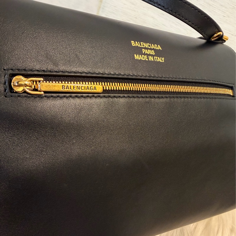 Balenciaga Bel air xs黑牛皮肩斜背包-9
