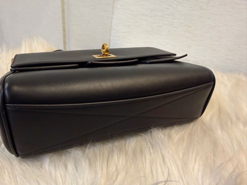Balenciaga Bel air xs黑牛皮肩斜背包-12