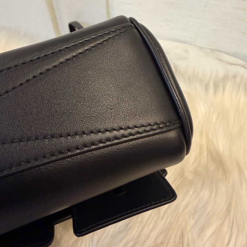 Balenciaga Bel air xs黑牛皮肩斜背包-17